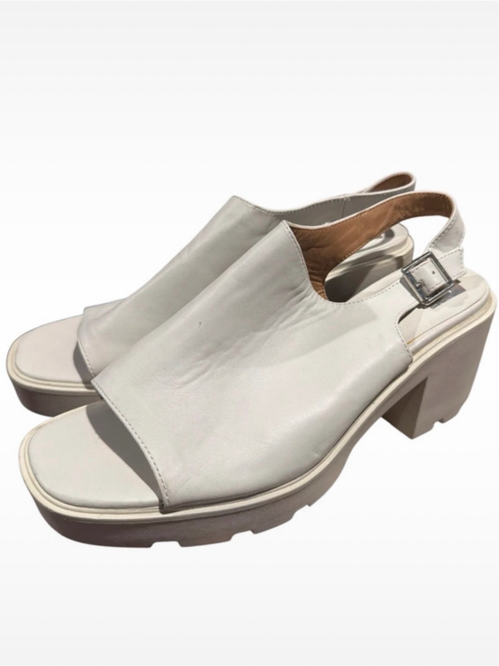 Dolce Vita White Leather Open-Toe Slingback Block Heel Sandals